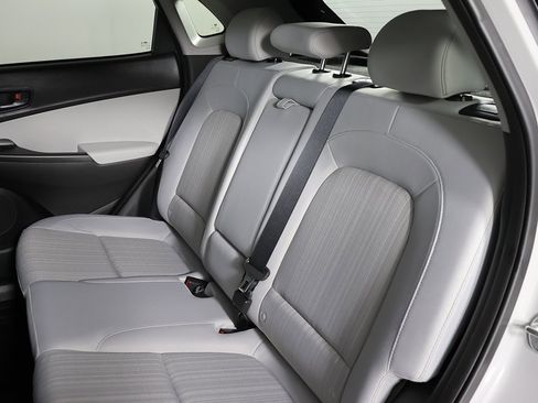 Used 2023 Hyundai Kona SEL image 29