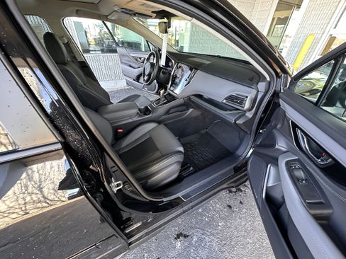 Certified 2025 Subaru Outback Onyx Edition image 17