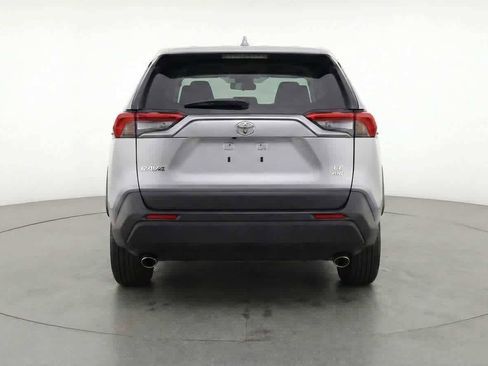 Certified 2025 Toyota RAV4 LE image 10