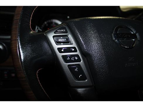 Used 2019 Nissan Titan Platinum Reserve w/ Platinum Utility Package image 31