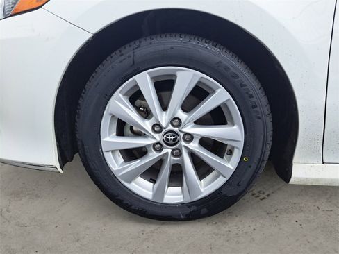 Used 2024 Toyota Camry LE image 14