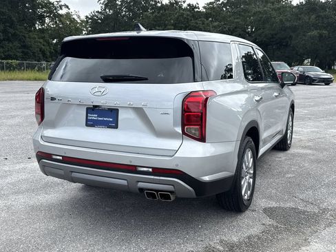 Certified 2023 Hyundai Palisade SE w/ Cargo Package AWD/4WD image 8