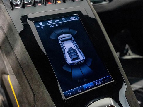 Used 2024 Lamborghini Huracan Sterrato image 44