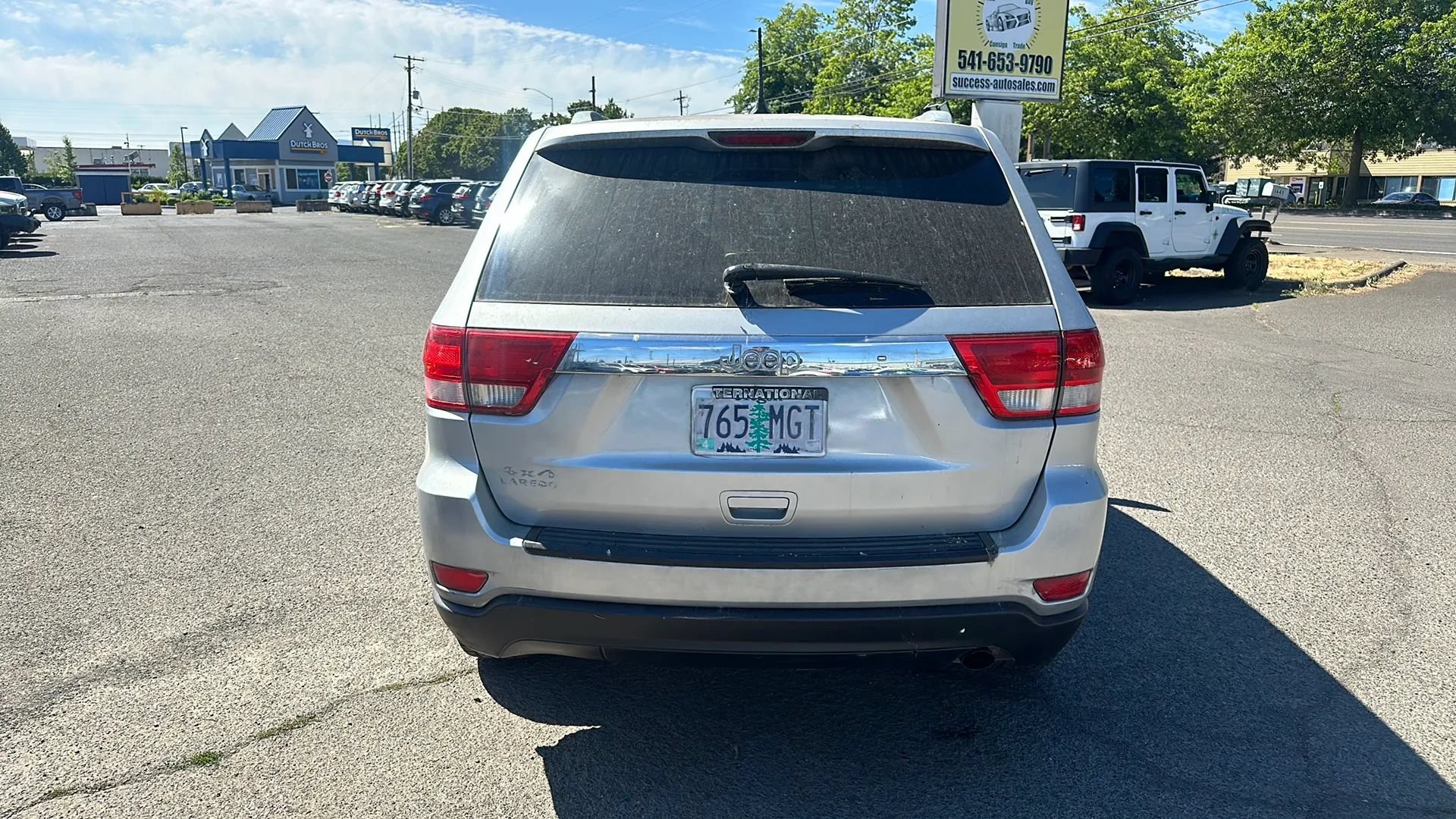 Used 2011 Jeep Grand Cherokee Laredo AWD/4WD image 15