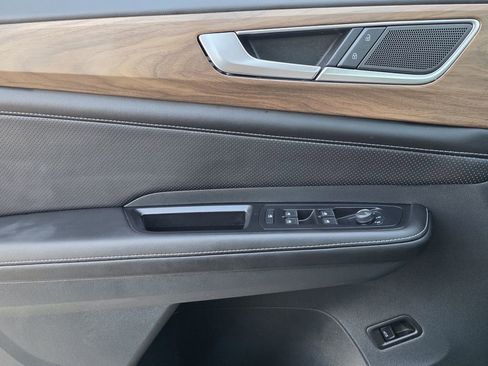 New 2026 Volkswagen Atlas SE image 15