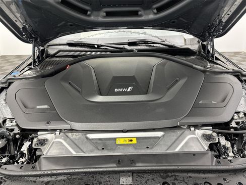 New 2025 BMW i4 xDrive40i w/ Parking Assistance Package image 20