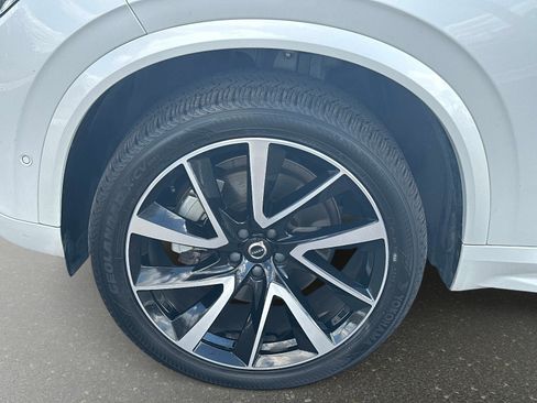 Certified 2023 Volvo XC90 B6 Plus image 10