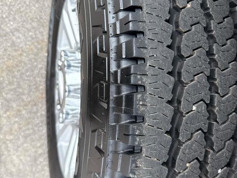 Used 2018 Ford F250 XLT w/ XLT Value Package image 12