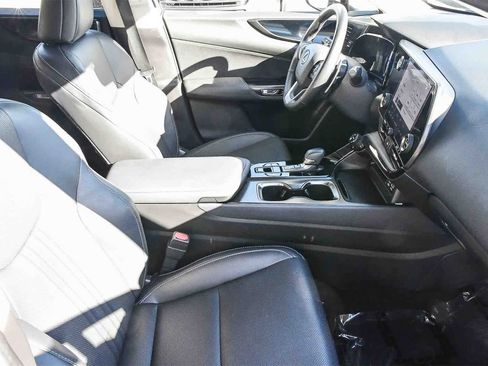 Used 2023 Lexus NX 350 AWD image 15