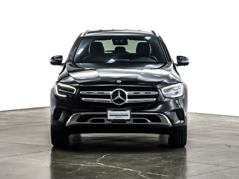 Used 2022 Mercedes-Benz GLC 300 image 2