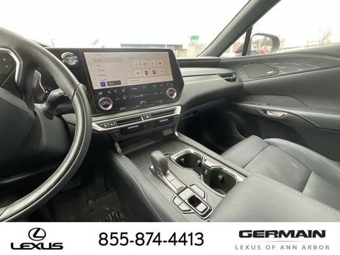 New 2025 Lexus RX 350 RX 350h LUXURY AWD image 19