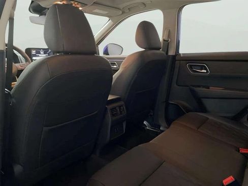 Used 2023 Nissan Rogue Platinum AWD/4WD image 63