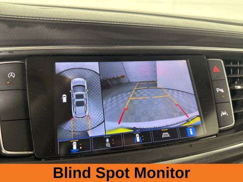 Used 2023 Buick Enclave Premium w/ Experience Buick Package image 16