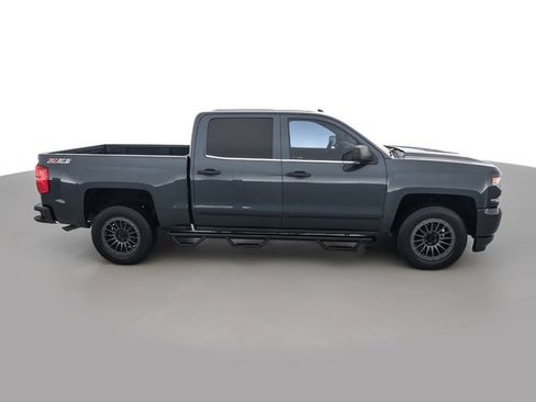 Used 2017 Chevrolet Silverado 1500 LTZ Z71 w/ LTZ Plus Package image 4