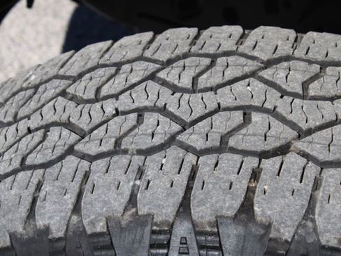 Used 2024 Ford F150 XLT w/ XLT Black Appearance Package image 17