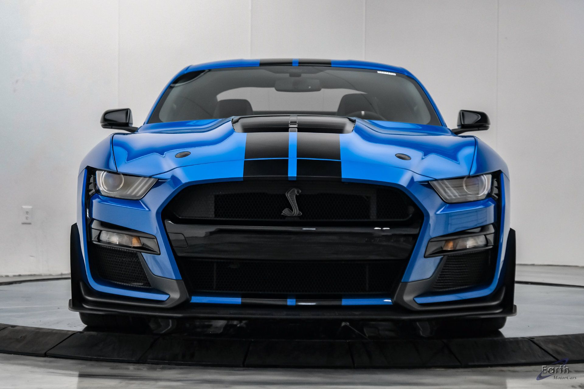 Used 2021 Ford Mustang Shelby GT500 w/ Carbon Fiber Track Pack RWD image 34