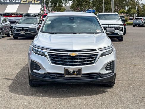 Used 2022 Chevrolet Equinox LS w/ LS Convenience Package FWD image 6