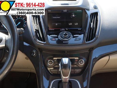 Used 2014 Ford Escape Titanium AWD/4WD image 18