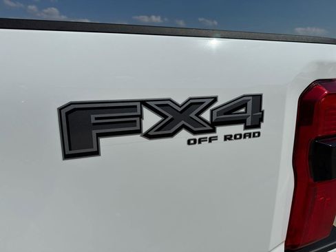 New 2026 Ford F250 XLT w/ XLT Premium Package AWD/4WD image 16