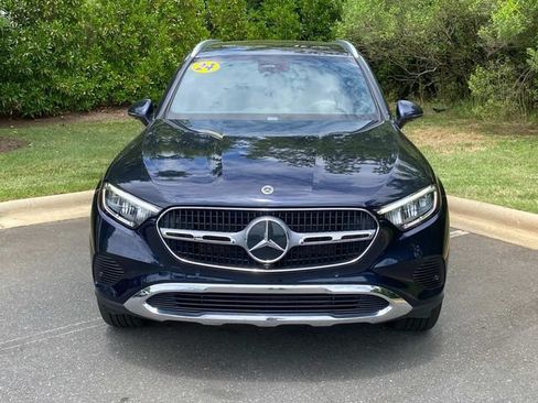 Used 2024 Mercedes-Benz GLC 300 4MATIC image 2