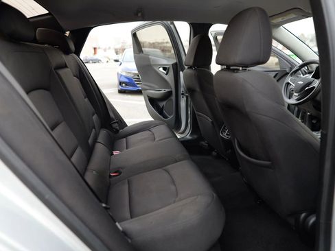 Used 2020 Chevrolet Malibu LT image 29