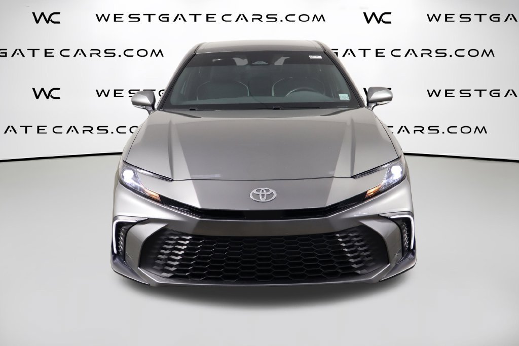Used 2026 Toyota Camry SE FWD image 2