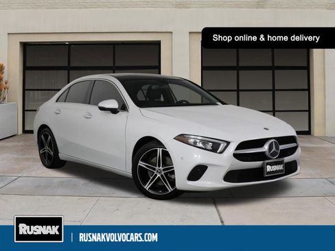Used 2021 Mercedes-Benz A 220 image 1
