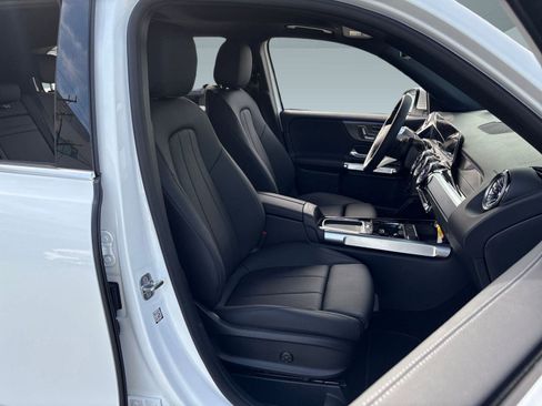 New 2026 Mercedes-Benz GLB 250 image 18