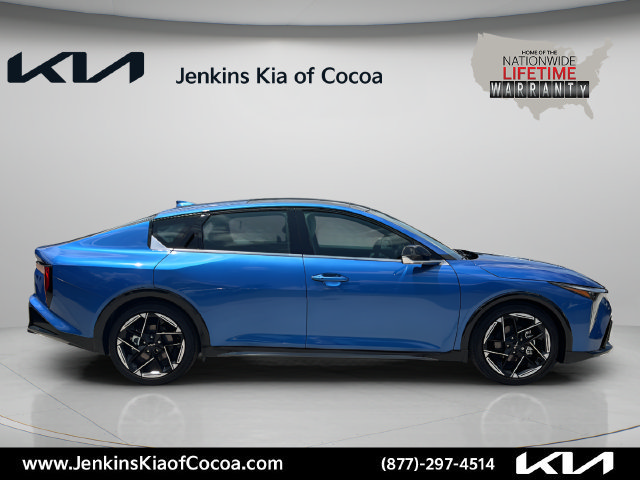 New 2026 Kia K4 GT-Line w/ GT-Line Sunroof Package FWD image 3