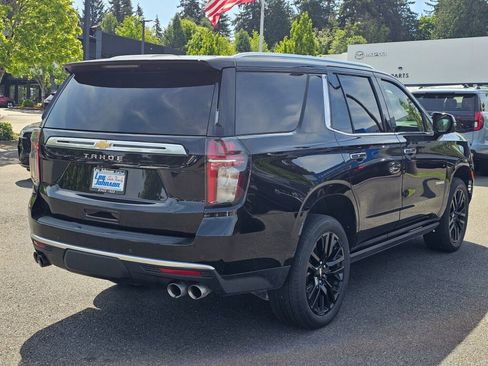 Used 2021 Chevrolet Tahoe High Country w/ Premium Package AWD/4WD image 5