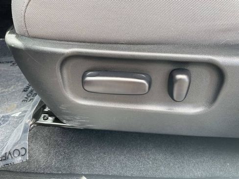 Used 2023 Toyota Tacoma SR5 w/ Technology Package AWD/4WD image 23