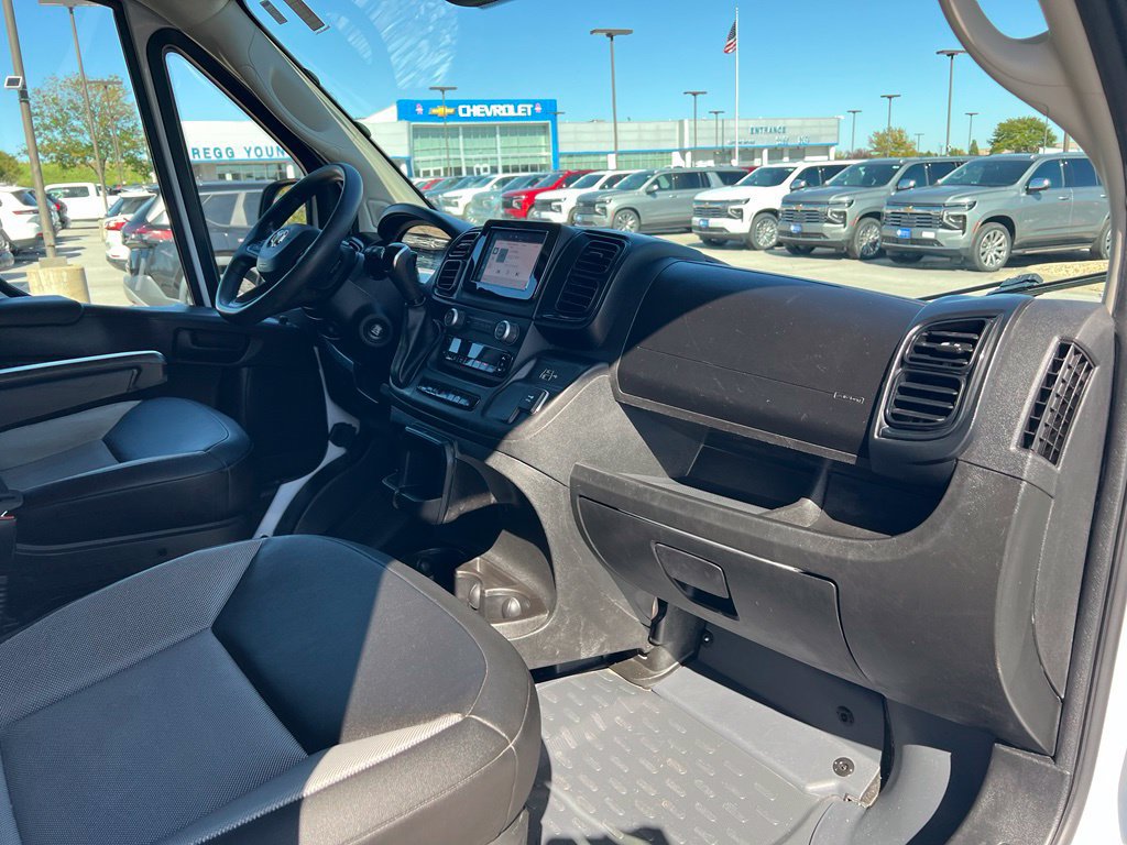 Used 2025 RAM ProMaster 2500 w/ Convenience Group FWD image 25