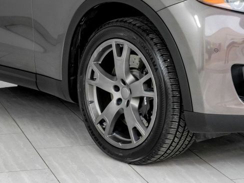 Used 2017 Maserati Levante S image 62