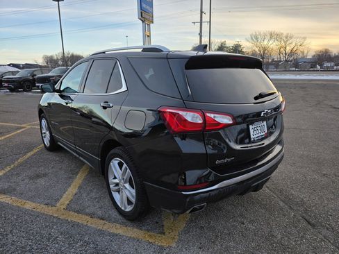 Used 2020 Chevrolet Equinox Premier image 3