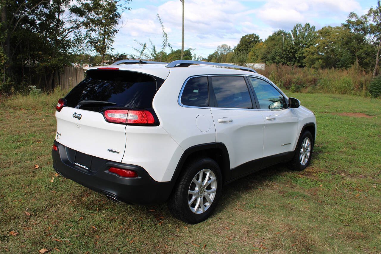 Used 2015 Jeep Cherokee Latitude w/ Comfort/Convenience Group AWD/4WD image 7