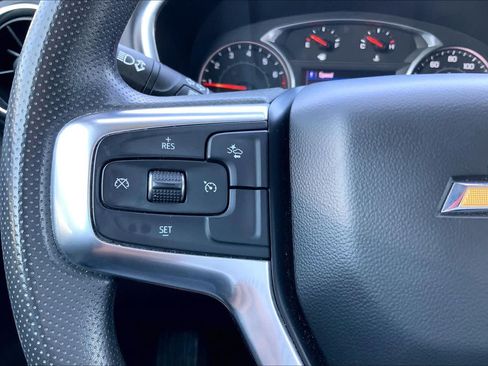 Used 2022 Chevrolet Blazer LT FWD image 24