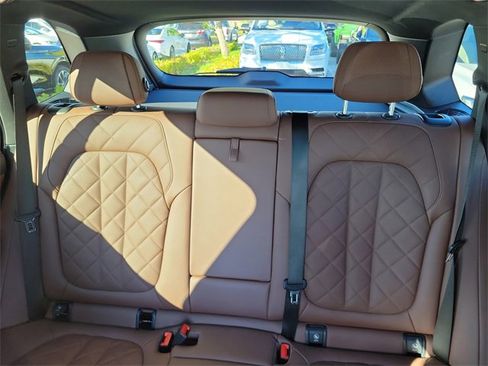 Used 2024 BMW X5 xDrive40i w/ Parking Assistance Package image 12