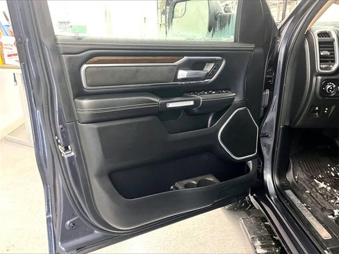 Used 2021 RAM 1500 Laramie image 9