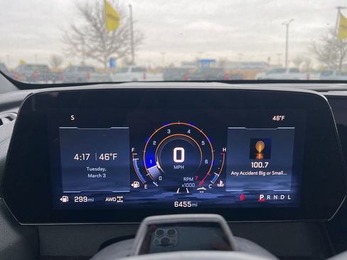 New 2025 Chevrolet Traverse RS w/ LPO, Floor Liner Package image 13