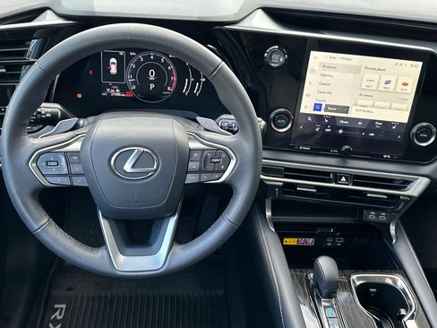 Certified 2024 Lexus RX 350 FWD w/ Technology Package image 17