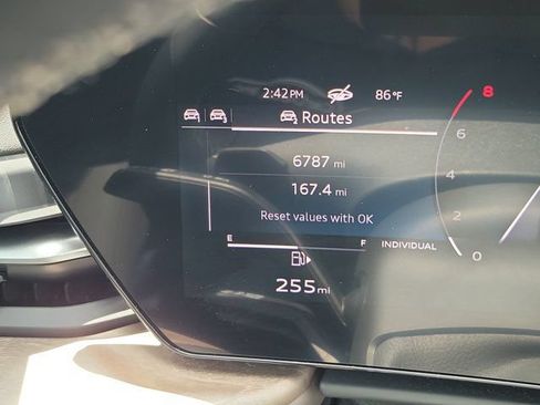 Certified 2025 Audi Q5 Premium Plus w/ Premium Plus AWD/4WD image 24