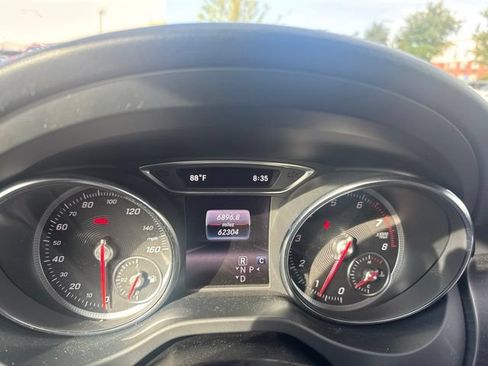 Used 2019 Mercedes-Benz GLA 250 4MATIC image 11