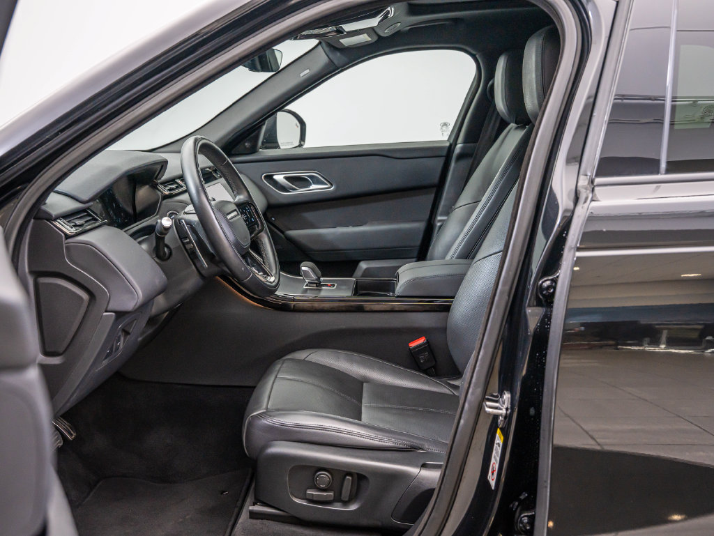 Used 2024 Land Rover Range Rover Velar Dynamic SE AWD/4WD image 23