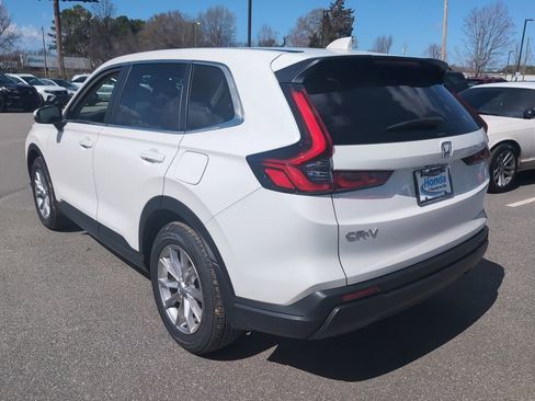 Certified 2024 Honda CR-V EX image 5