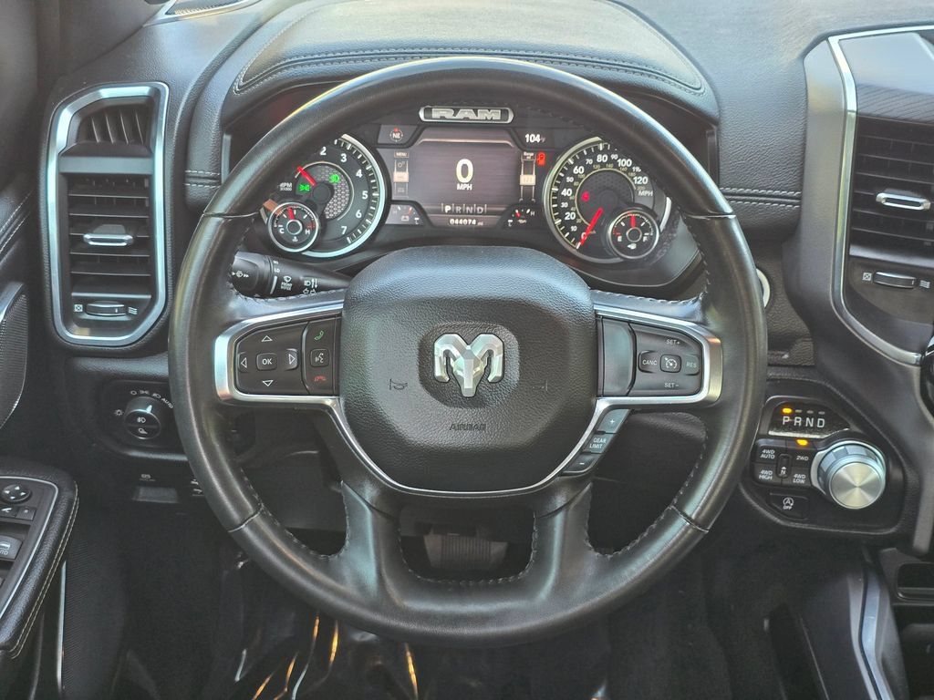 Used 2024 RAM 1500 Laramie AWD/4WD image 8