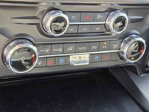 New 2026 Ford F250 Lariat w/ Tremor Off-Road Package image 15