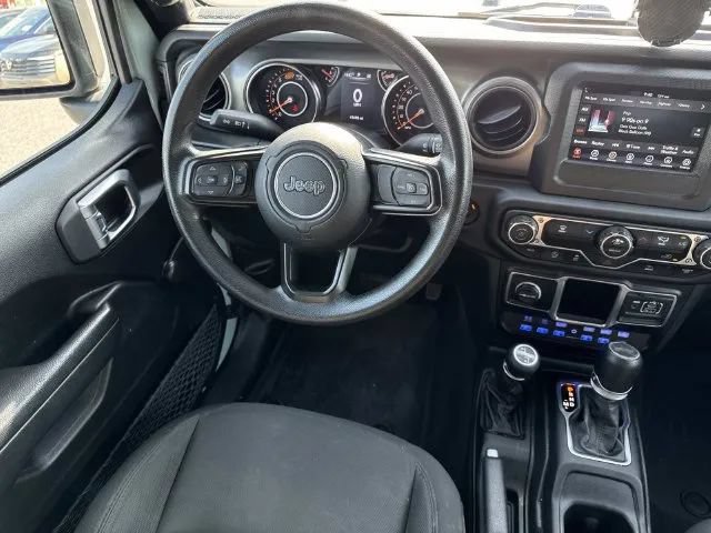 Used 2023 Jeep Wrangler Sport AWD/4WD image 14