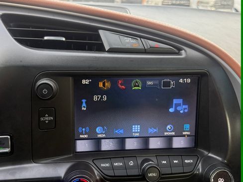 Used 2018 Chevrolet Corvette Stingray Coupe w/ 2LT Preferred Equipment Group image 28