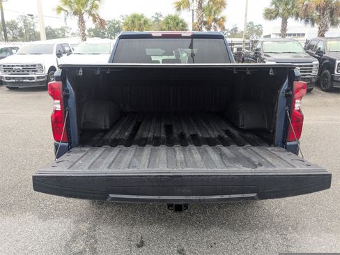 Used 2023 Chevrolet Silverado 1500 LT image 11
