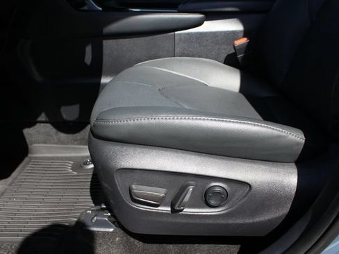 Certified 2025 Toyota Grand Highlander FWD image 50
